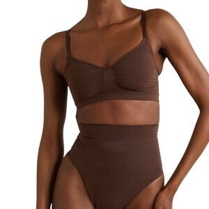 SKIMS Seamless Sculpting Bra Cocoa Brown Size Small Excellent Condition